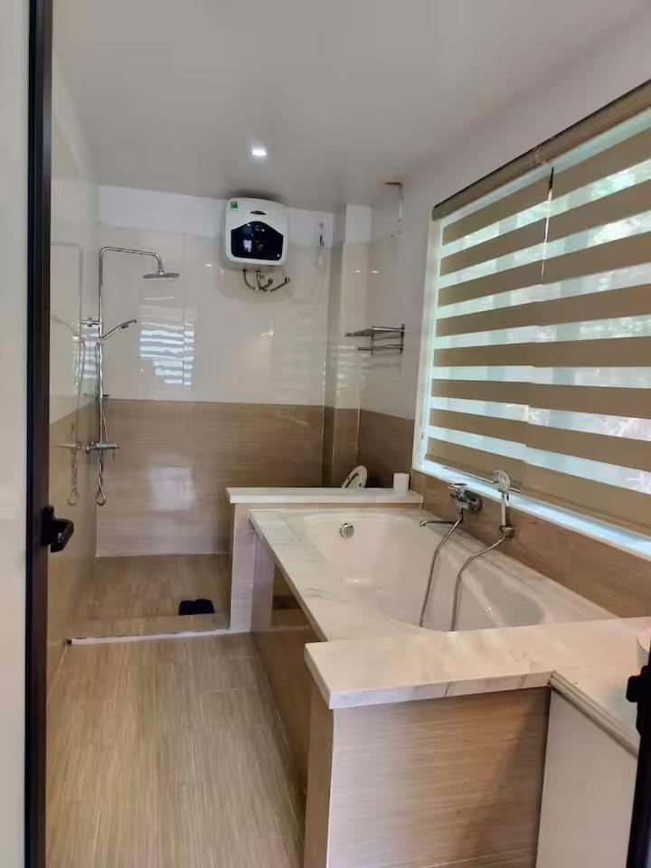 Catba Backpackers Hostel & Pool Bar Chan Chau Bilik gambar